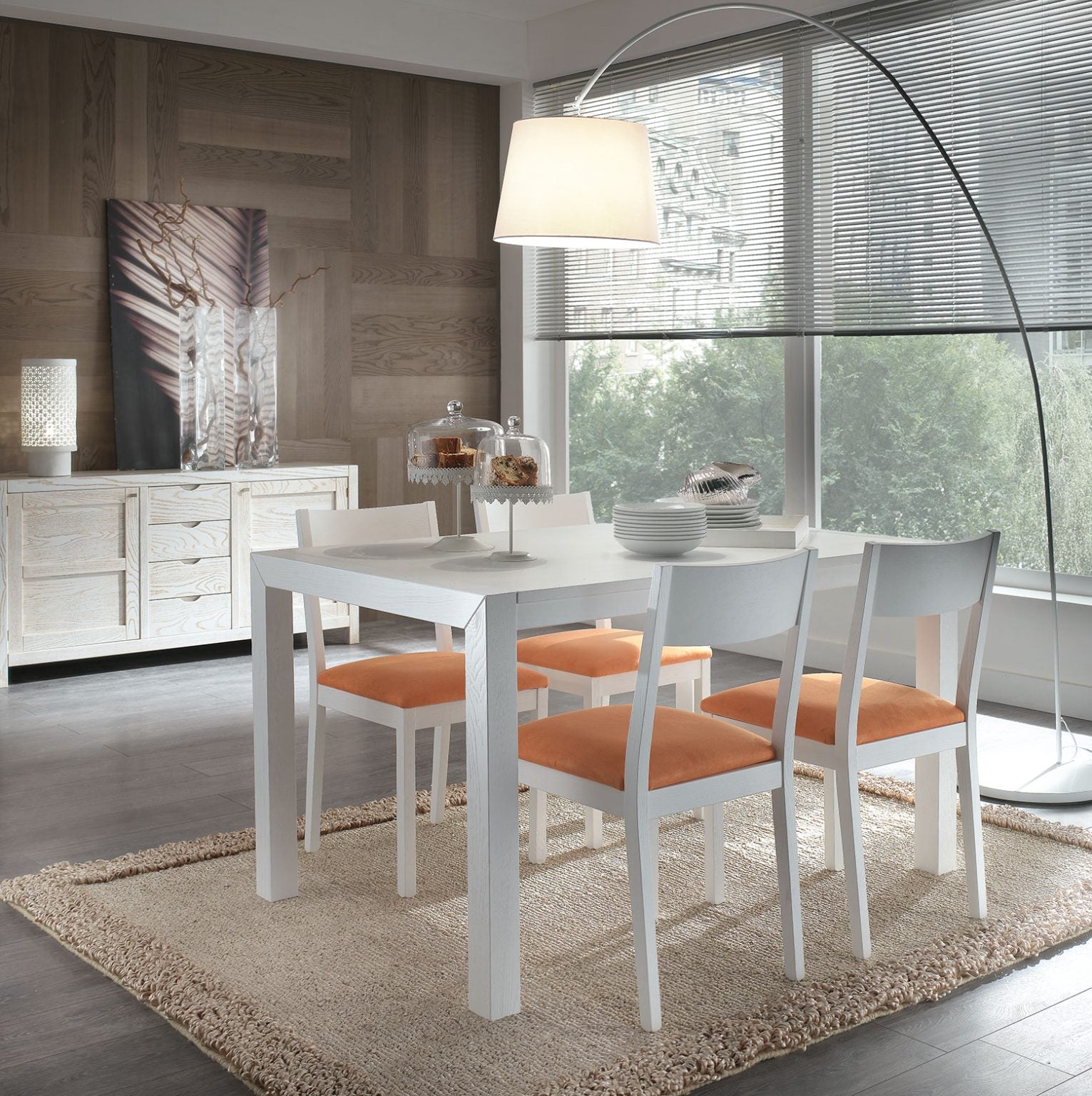 Qaudro Rectangular Extendable Dining Table
